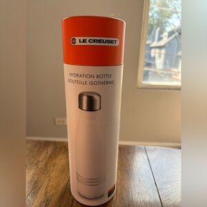 White Le Creuset water bottle